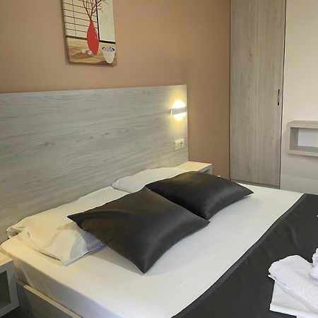 Molla Apartments ウルツィニ エクステリア 写真